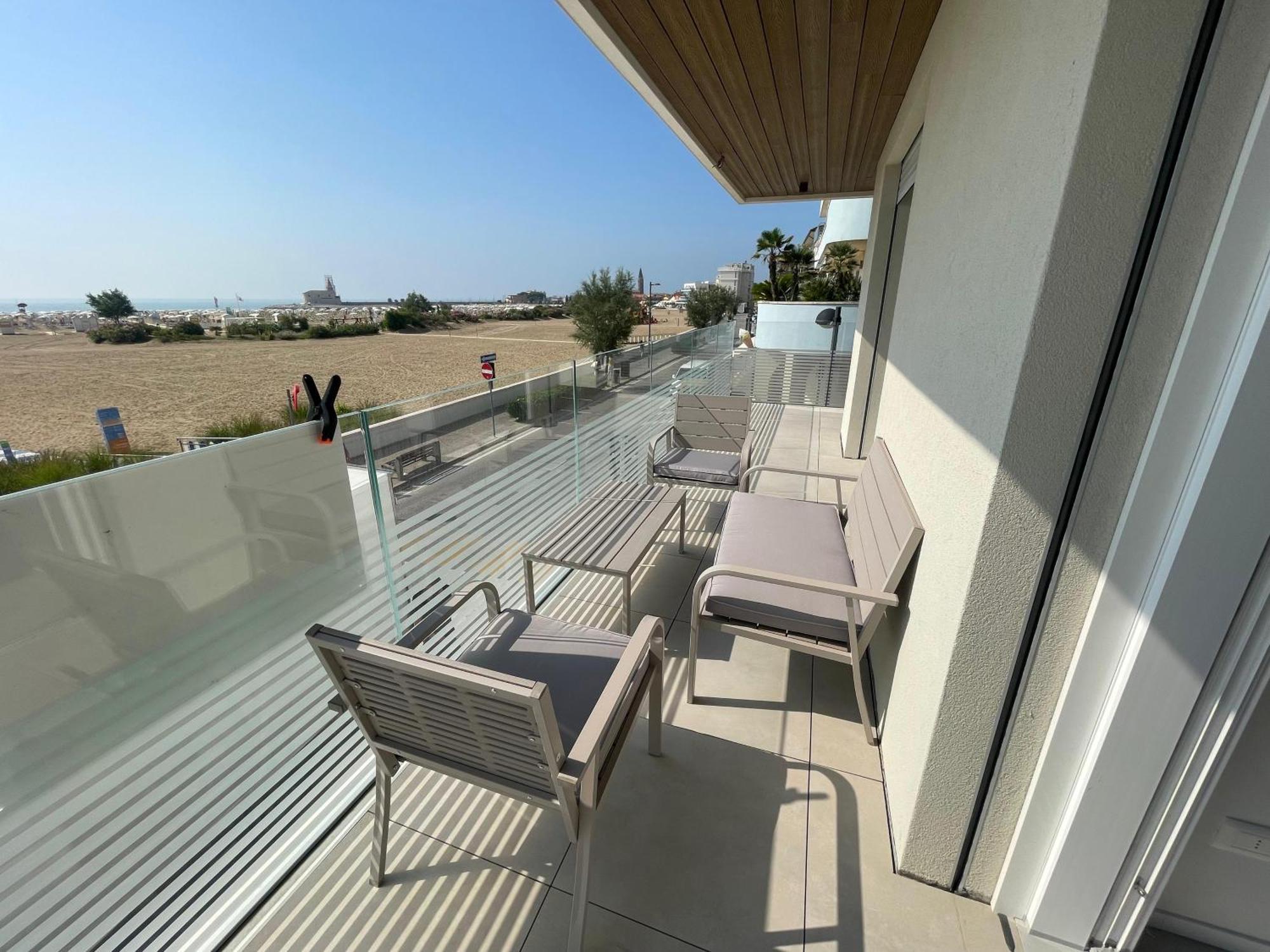 Seaview Levante New - Agenzia Cocal Apartment